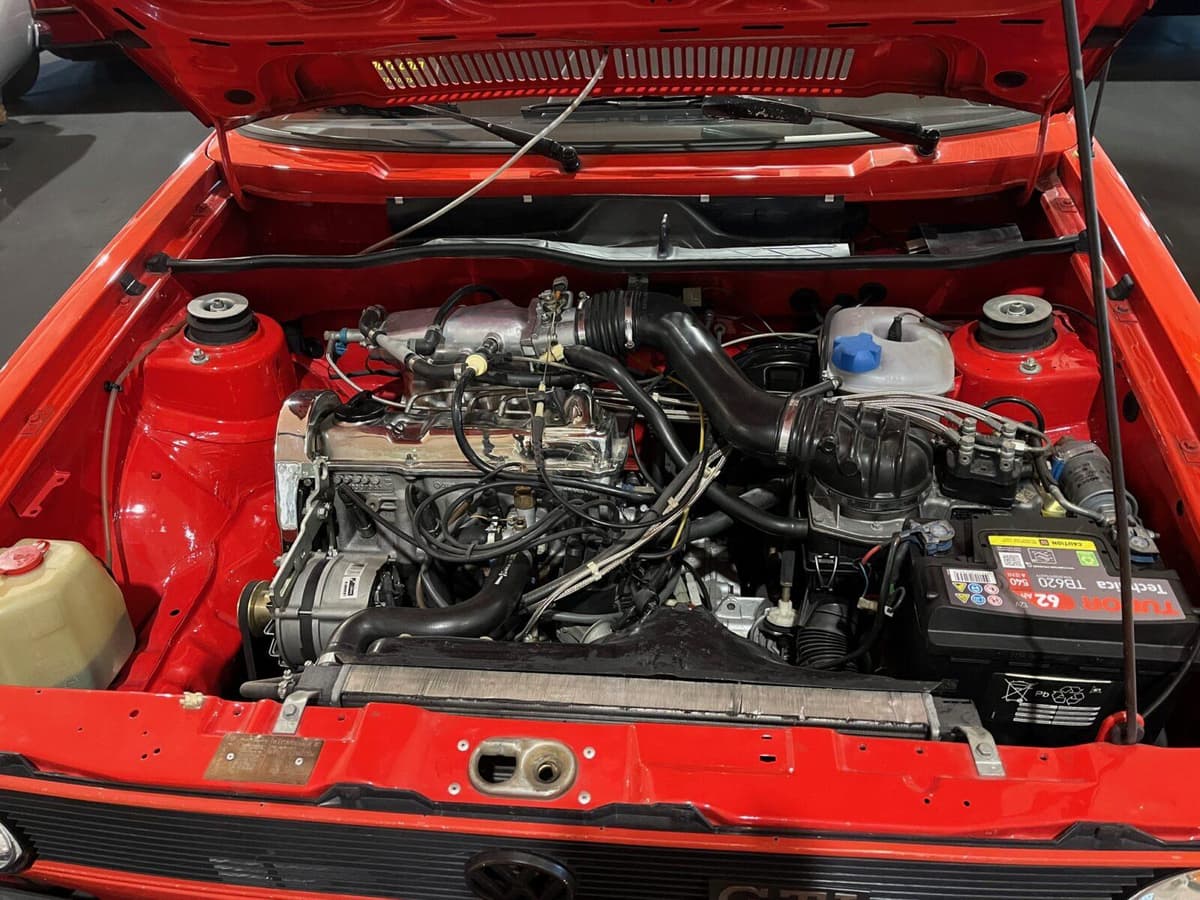 Volkswagen Golf 1.8 GTI — foto 5