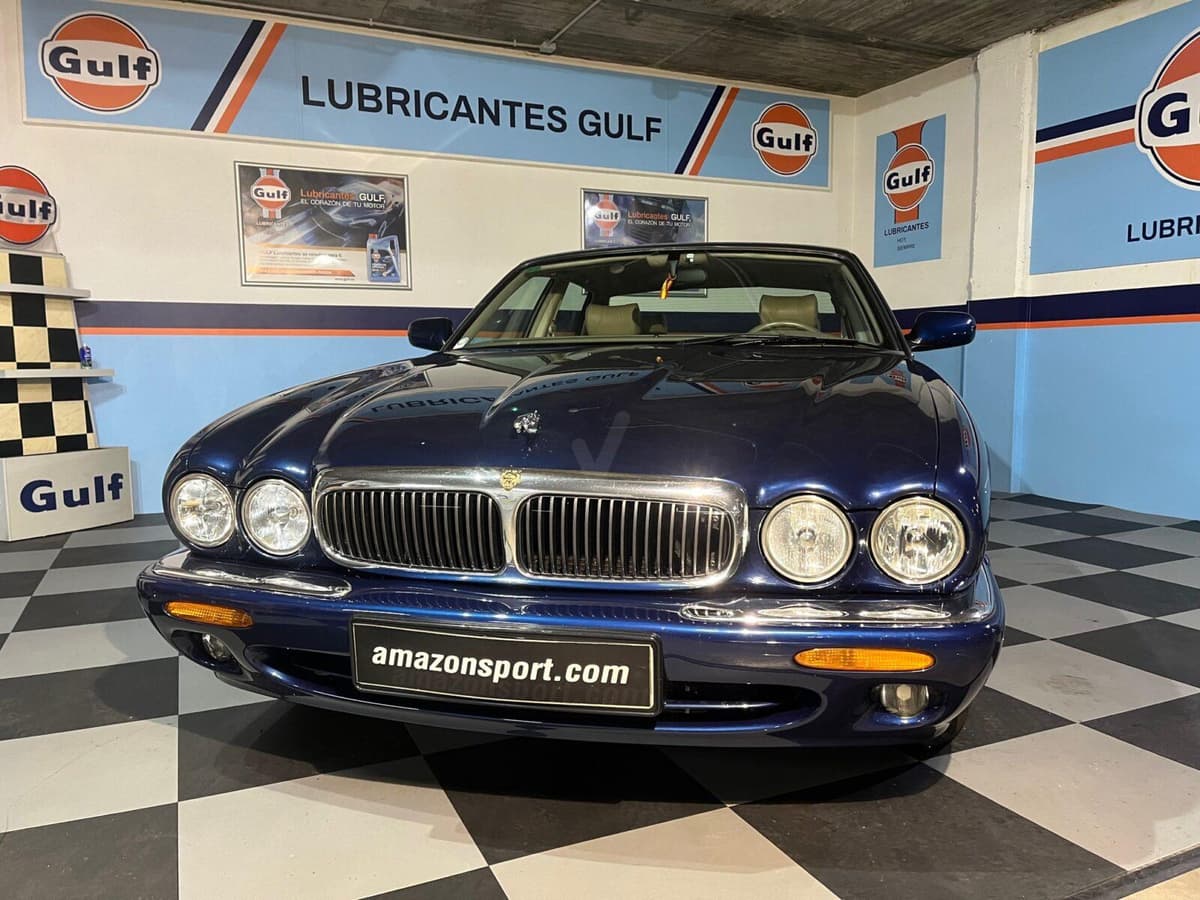 JAGUAR XJ8 EXECUTIVE — foto 2