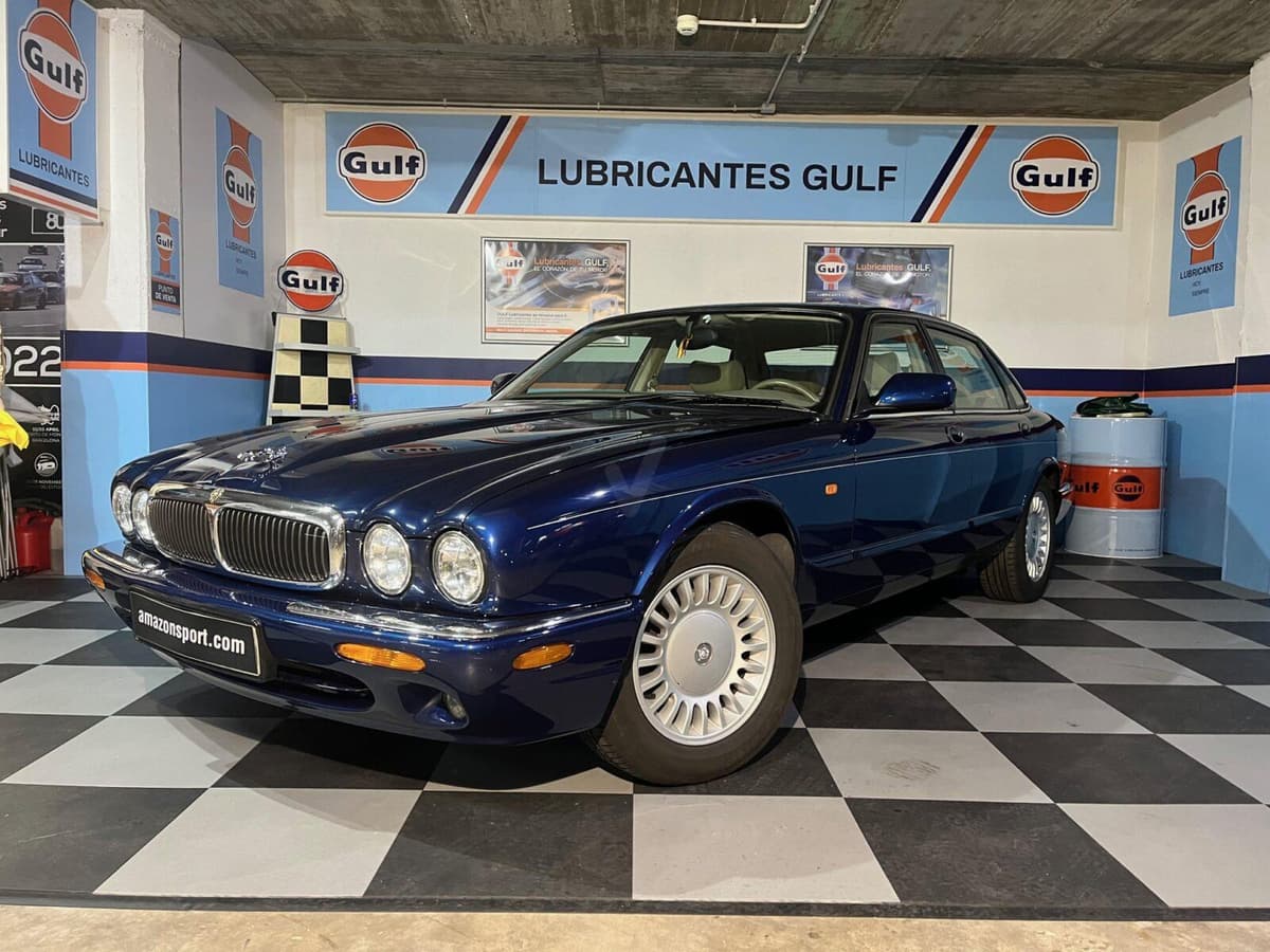JAGUAR XJ8 EXECUTIVE — foto 4