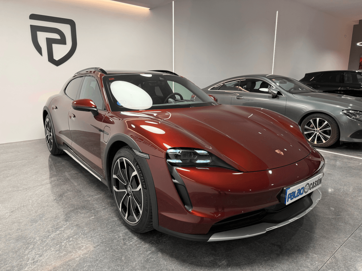 Porsche Taycan 4S Cross Turismo — foto 4