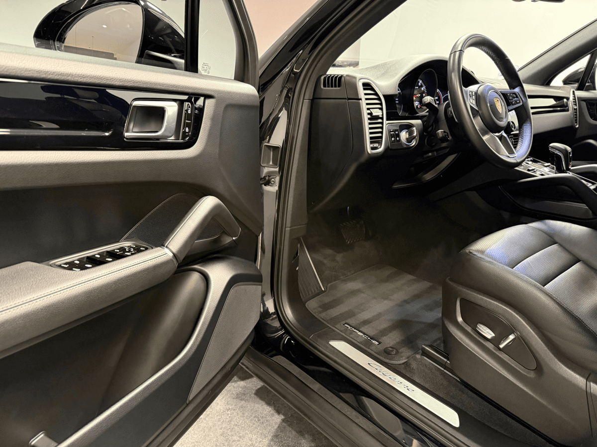 Porsche Cayenne 340Cv – Unico Propietario + Libro + IVA Deducible — foto 5