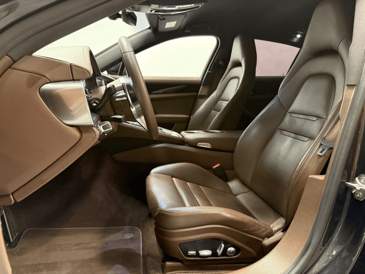 Miniatura 5 de 5 del coche: Porsche Panamera 4S