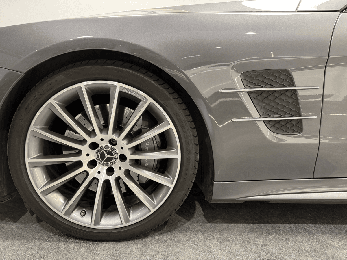 Mercedes-Benz SL500 AMG Line — foto 3