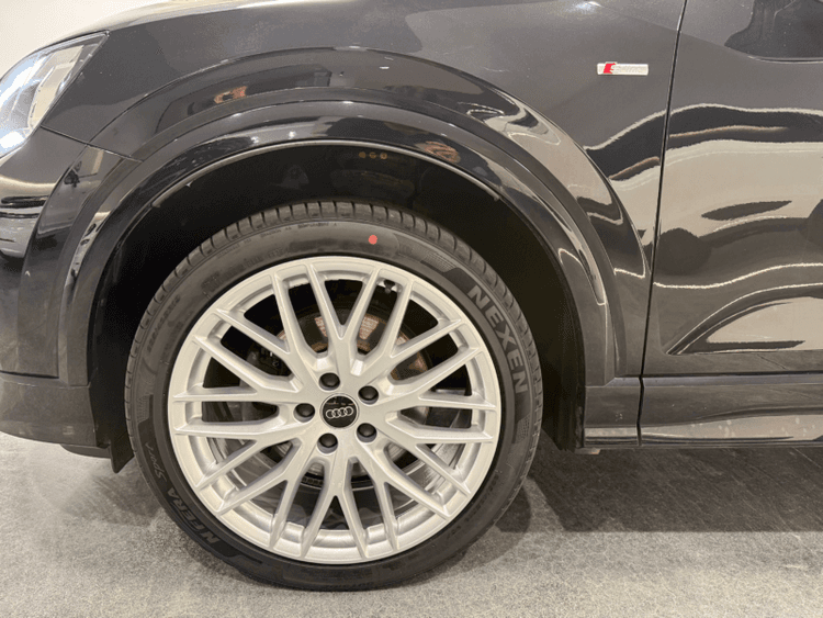 Miniatura 3 de 5 del coche: Audi Q2 35TDi S-Line S-Tronic