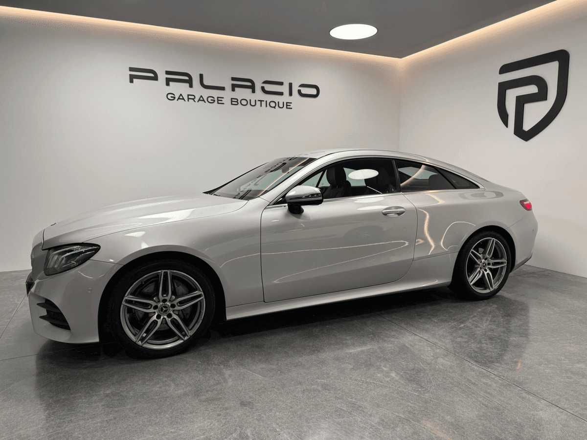 Mercedes-Benz E220d Coupe AMG Line — foto 2