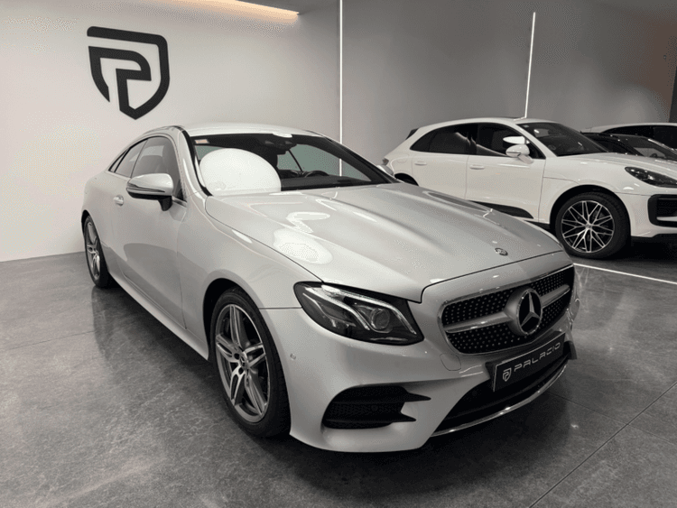 Miniatura 4 de 5 del coche: Mercedes-Benz E220d Coupe AMG Line