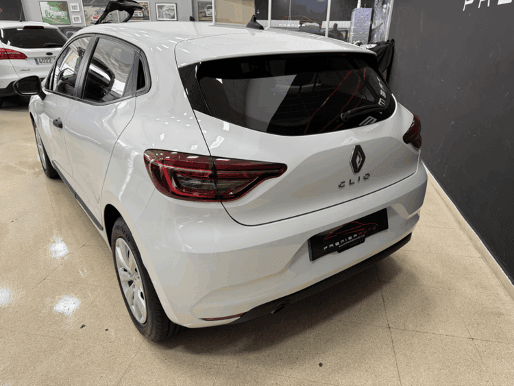 Miniatura 2 de 5 del coche: Renault Clio Diesel 85cv