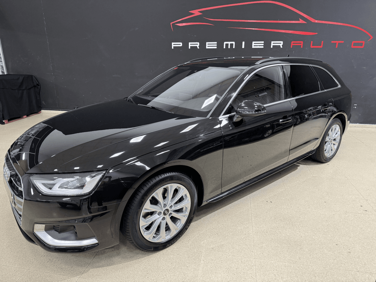Audi A4 Avant 35 TDI SLine interior — foto 4