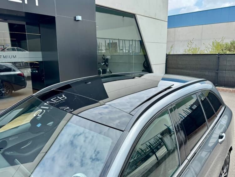 Miniatura 3 de 5 del coche: Mb c220 estate Amg line full options