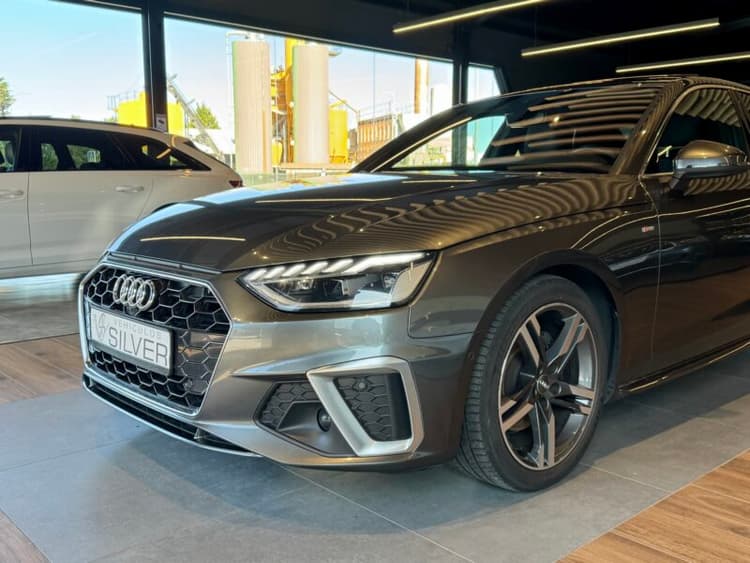 Miniatura 4 de 5 del coche: AUDI A4 35 TDI S-LINE 163cv limusine techo / led / mmi