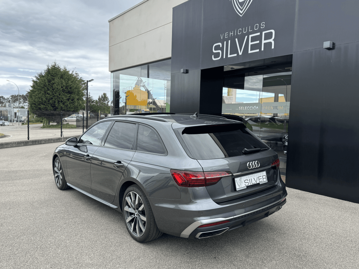 AUDI A4 AVANT 35 TDI S-LINE techo / led / Piel — foto 3