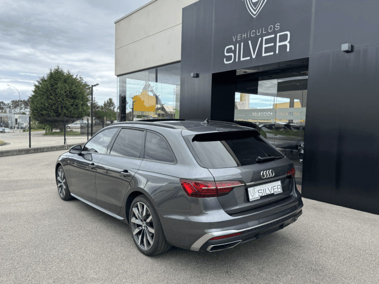 Miniatura 3 de 5 del coche: AUDI A4 AVANT 35 TDI S-LINE techo / led / Piel