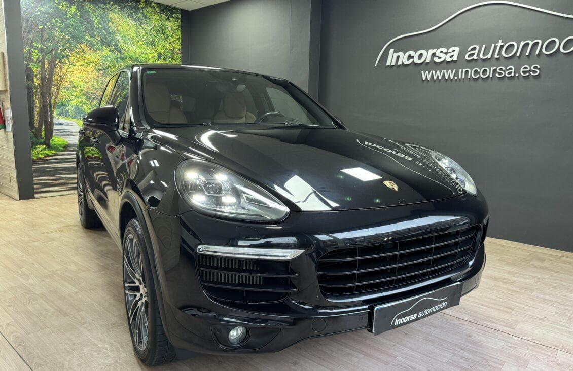 PORSCHE Cayenne 3.0 Tiptronic S 262 CV automático — foto 2