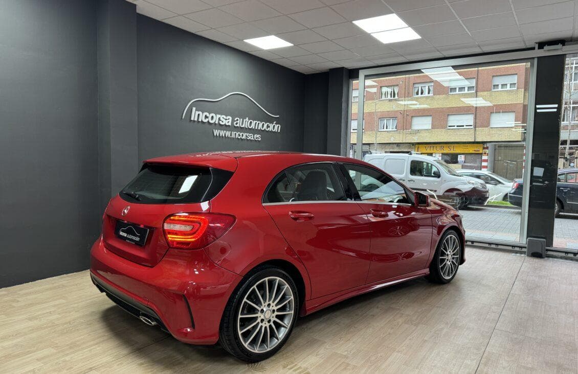 MERCEDES-BENZ Clase A A 200 CDI AMG Line 136Cv — foto 2