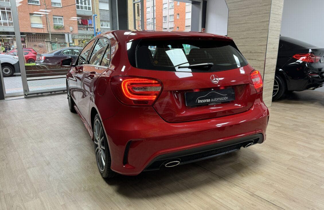 MERCEDES-BENZ Clase A A 200 CDI AMG Line 136Cv — foto 3