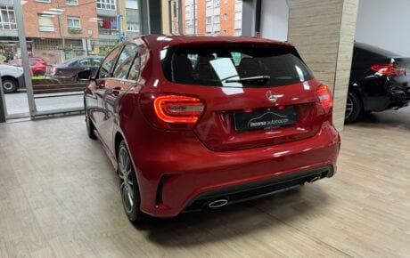 Miniatura 3 de 5 del coche: MERCEDES-BENZ Clase A A 200 CDI AMG Line 136Cv