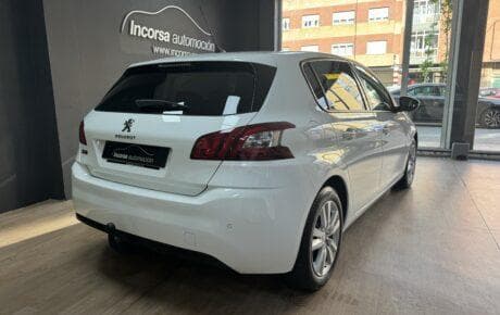 Miniatura 2 de 5 del coche: PEUGEOT 308 STYLE 1.6 HDI 99 CV