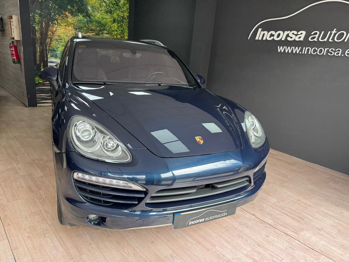 Porsche Cayenne 3.0 TDI V6 Tiptronic S 245 cv Transmisión automática — foto 2