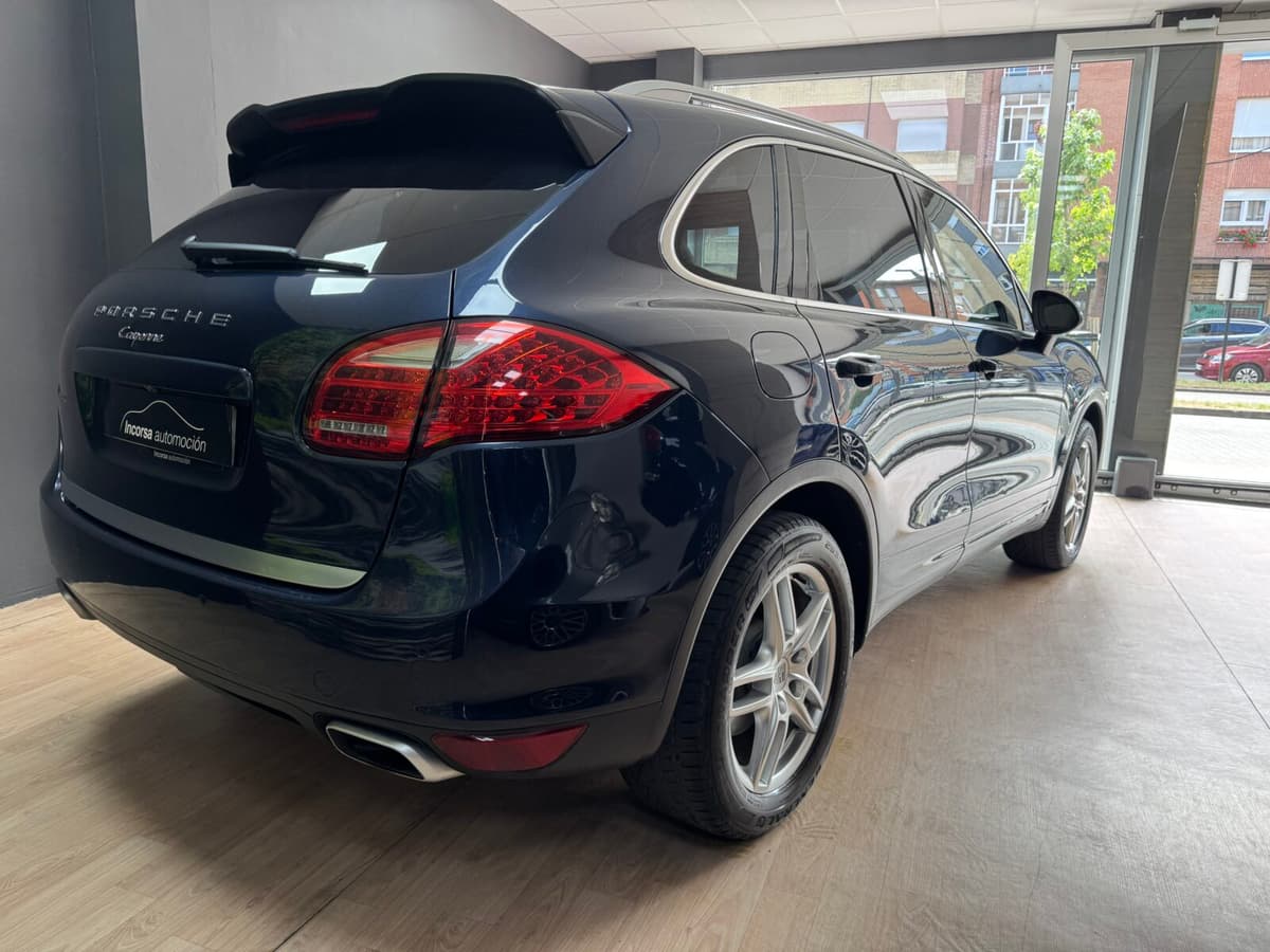Porsche Cayenne 3.0 TDI V6 Tiptronic S 245 cv Transmisión automática — foto 3