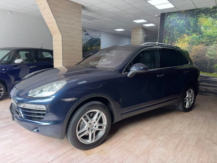 Miniatura 5 de 5 del coche: Porsche Cayenne 3.0 TDI V6 Tiptronic S 245 cv Transmisión automática