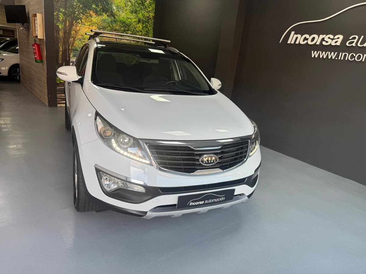 KIA Sportage 2.0 CRDI 4×2 136 cv — foto 2