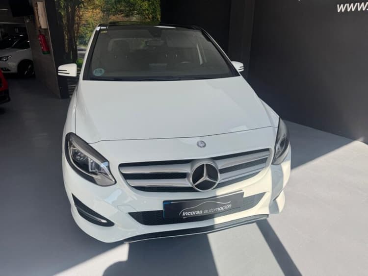 Miniatura 2 de 5 del coche: Mercedes-Benz B 180 CDI AMG