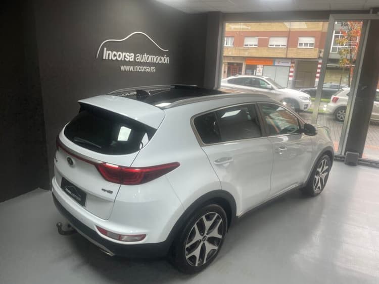 Miniatura 4 de 5 del coche: Kia Sportage 2.0 CRDI GT Line 4×4 136CV