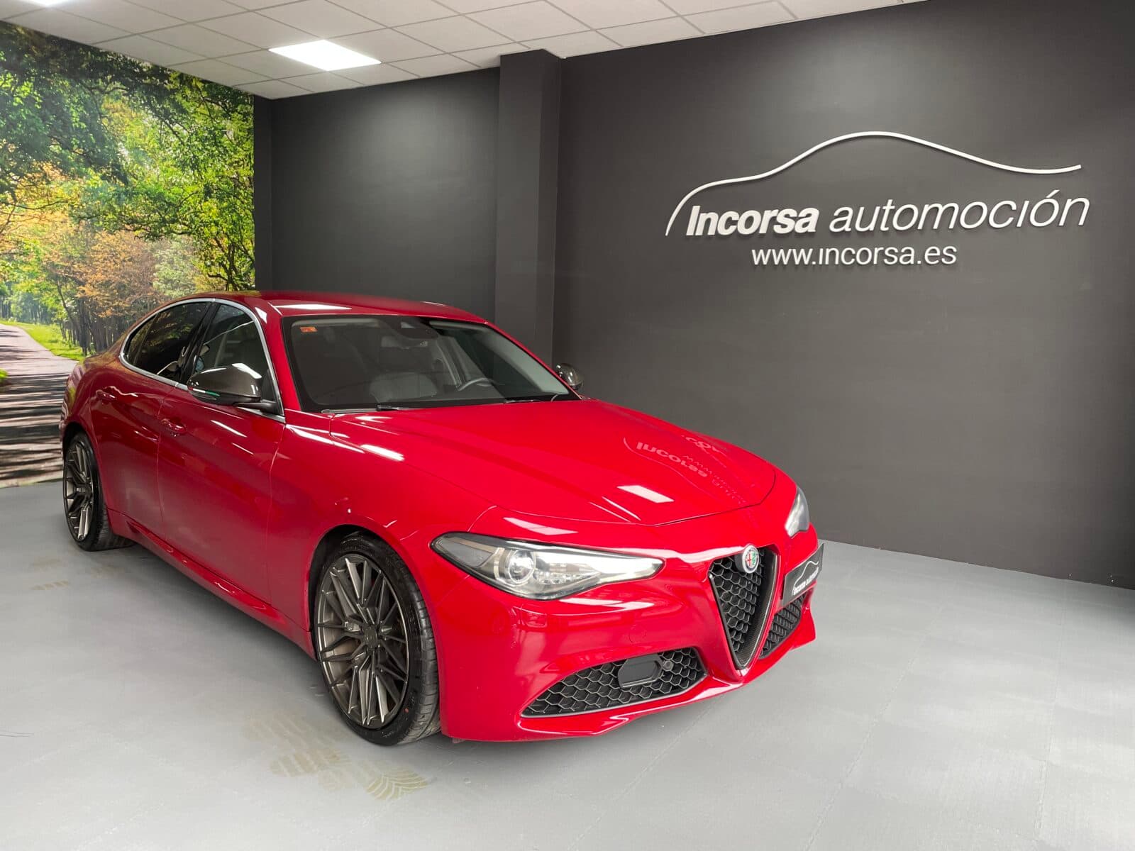 Alfa Romeo Giulia 2.2 JTDM 180 CV — foto principal