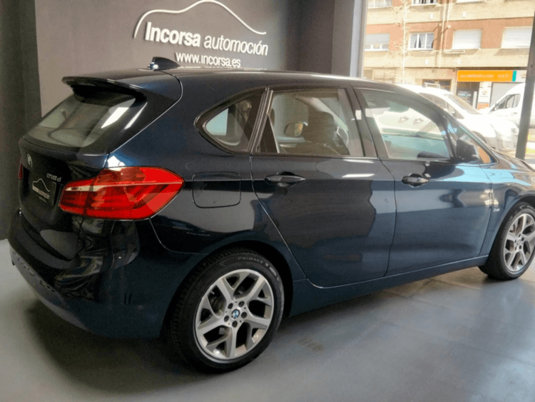 Miniatura 3 de 5 del coche: BMW 2er 218d Active Tourer Sport Line 150CV