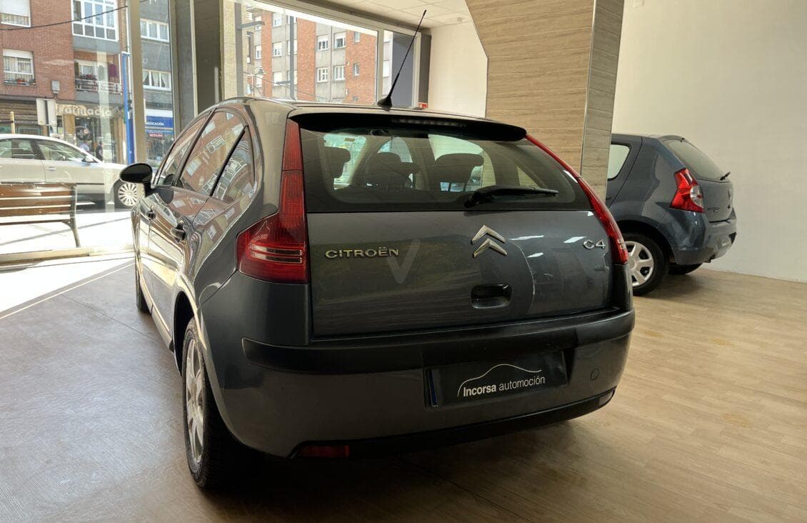CITROËN C4 I 1.4 i 90cv — foto 5