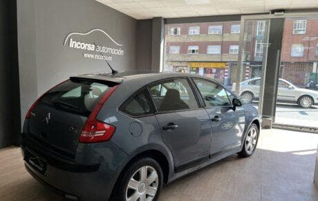 Miniatura 3 de 5 del coche: CITROËN C4 I 1.4 i 90cv