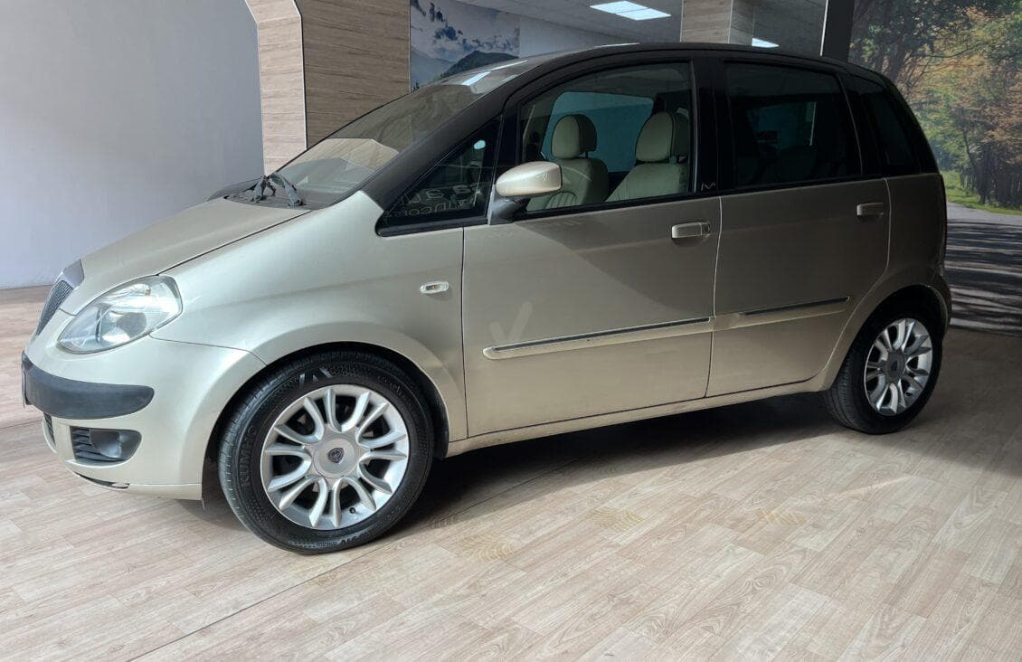 LANCIA – MUSA 1.9JTD ORO 90.CV — foto 3
