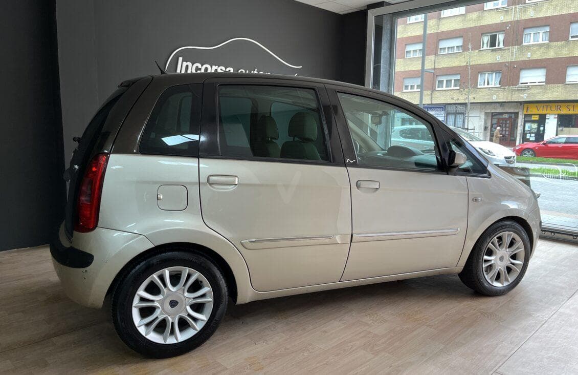LANCIA – MUSA 1.9JTD ORO 90.CV — foto 5