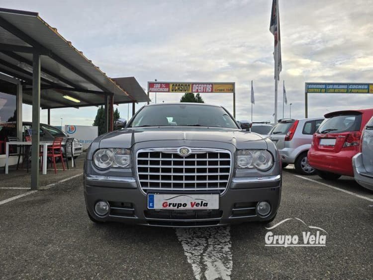 Miniatura 2 de 5 del coche: CHRYSLER C300