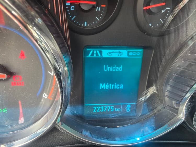 Miniatura 2 de 5 del coche: CHEVROLET CRUZE SW