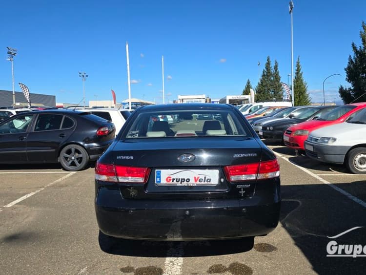Miniatura 3 de 5 del coche: HYUNDAI SONATA