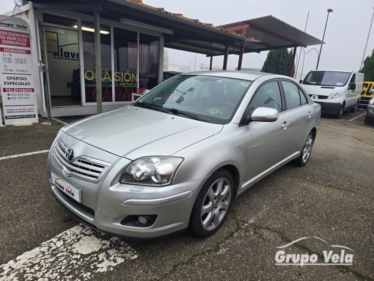 Miniatura 3 de 5 del coche: TOYOTA AVENSIS D