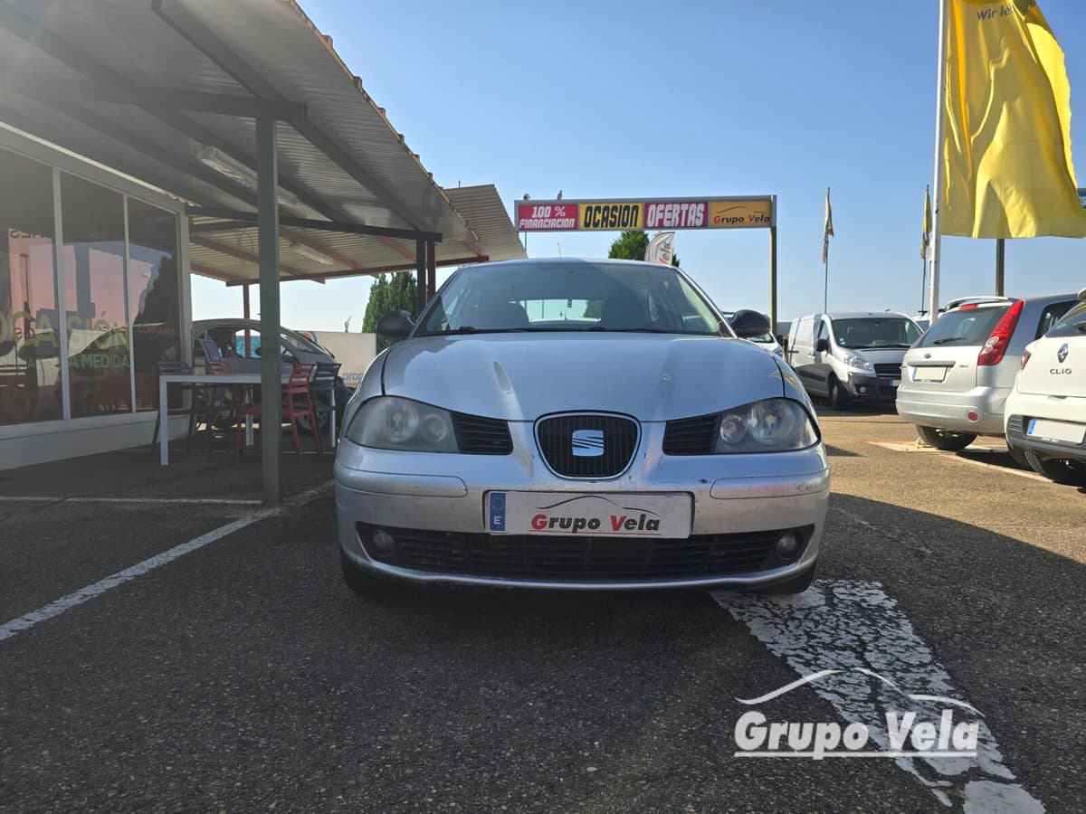 SEAT IBIZA — foto 2