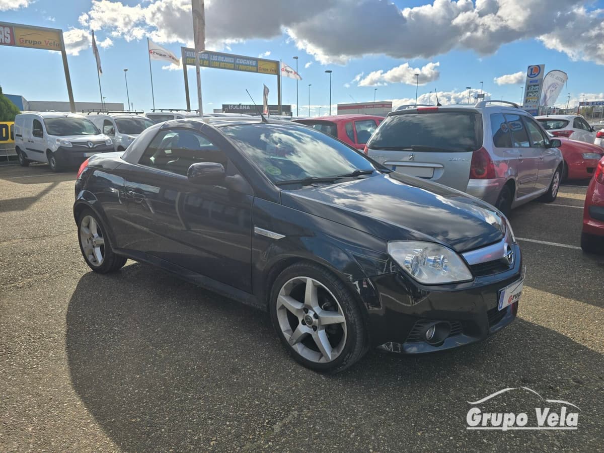OPEL TIGRA — foto 4