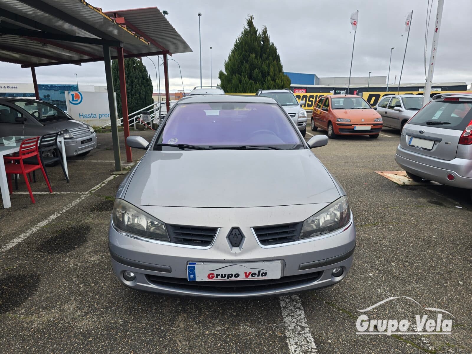 RENAULT LAGUNA — foto principal