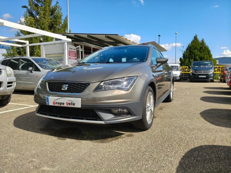 Miniatura 1 de 5 del coche: SEAT LEON XPERIENCE 4 DRIVE