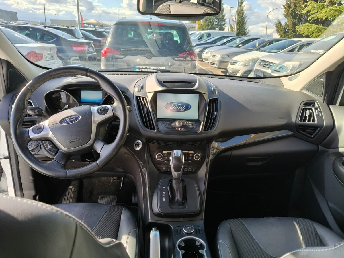 FORD KUGA AUTOMATICO — foto 2