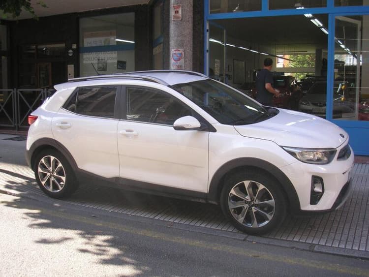 Miniatura 3 de 5 del coche: Kia Stonic 1.0 T-Gdi Drive 120cv