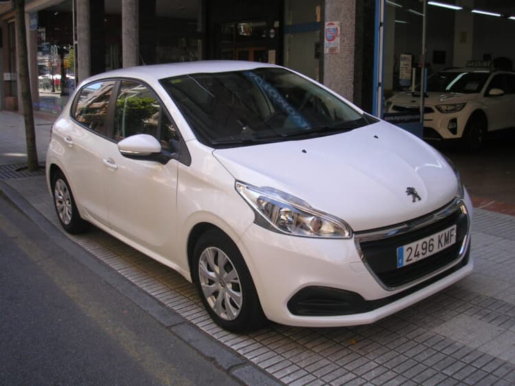 Miniatura 1 de 5 del coche: Peugeot 208 1.6 Hdi Active 5p 100cv