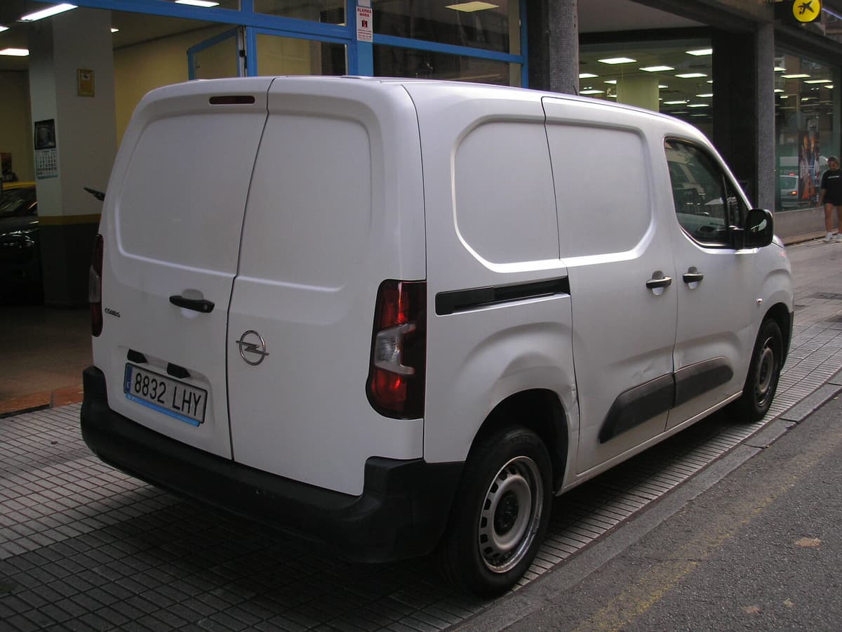 Opel Combo 1.5 Cdti Expression Van 102cv — foto 2