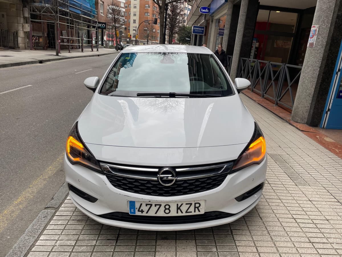 Opel Astra 1.6 Cdti Selective Pro 110cv — foto 4