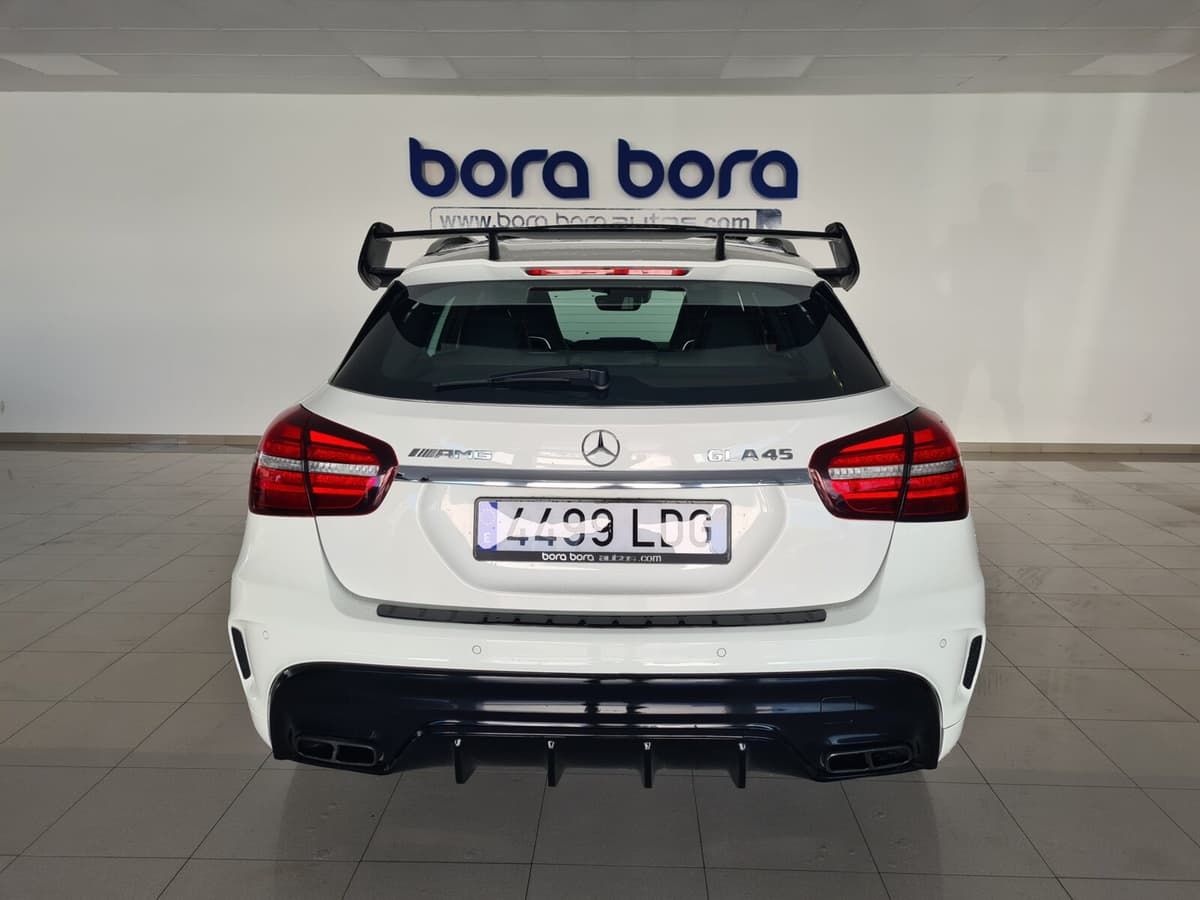 MERCEDES GLA 45 AMG 4MATIC — foto 4