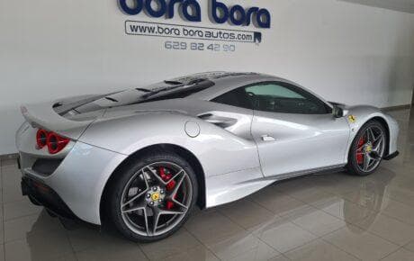 Miniatura 4 de 5 del coche: FERRARI F8 TRIBUTO