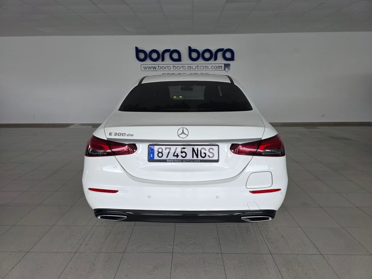 MERCEDES E 300DE — foto 4