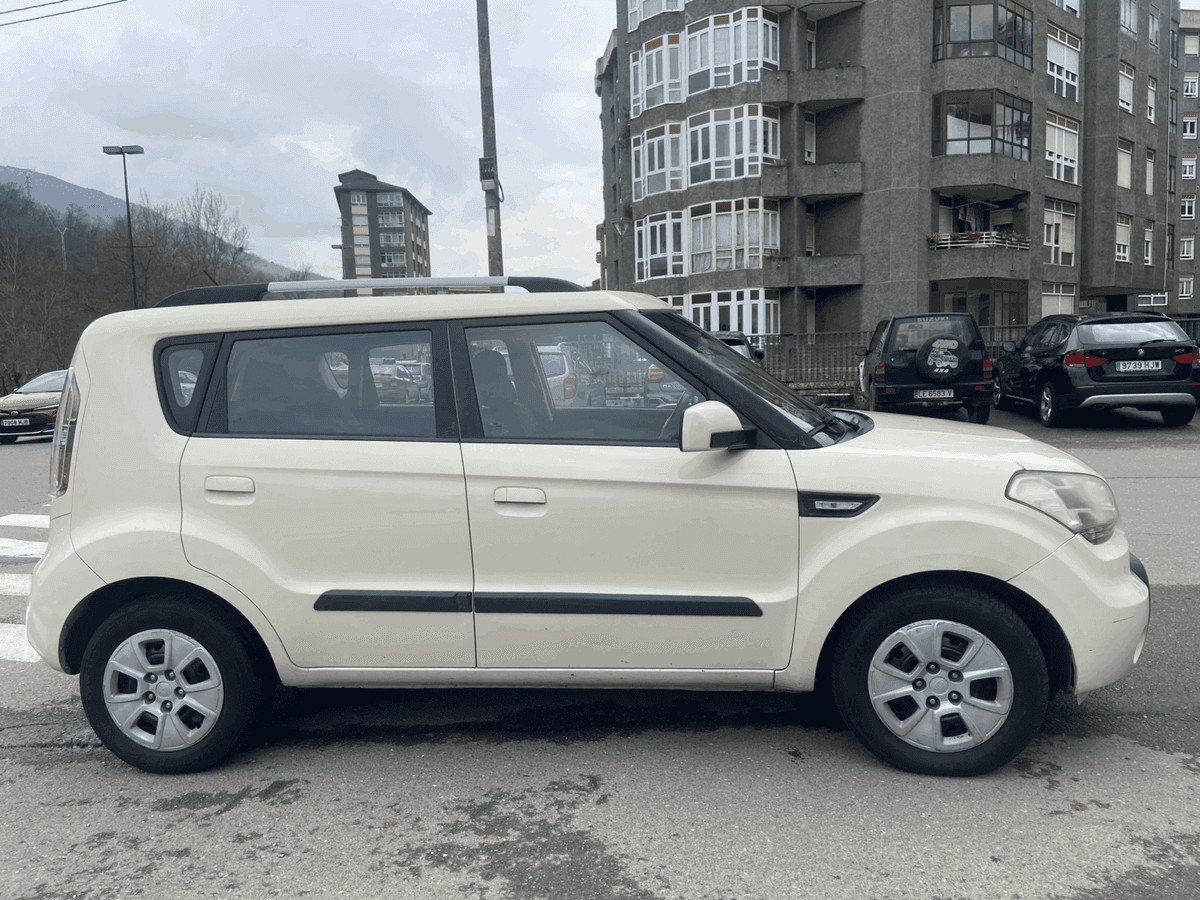 Kia Soul 1.6CRDI — foto 3